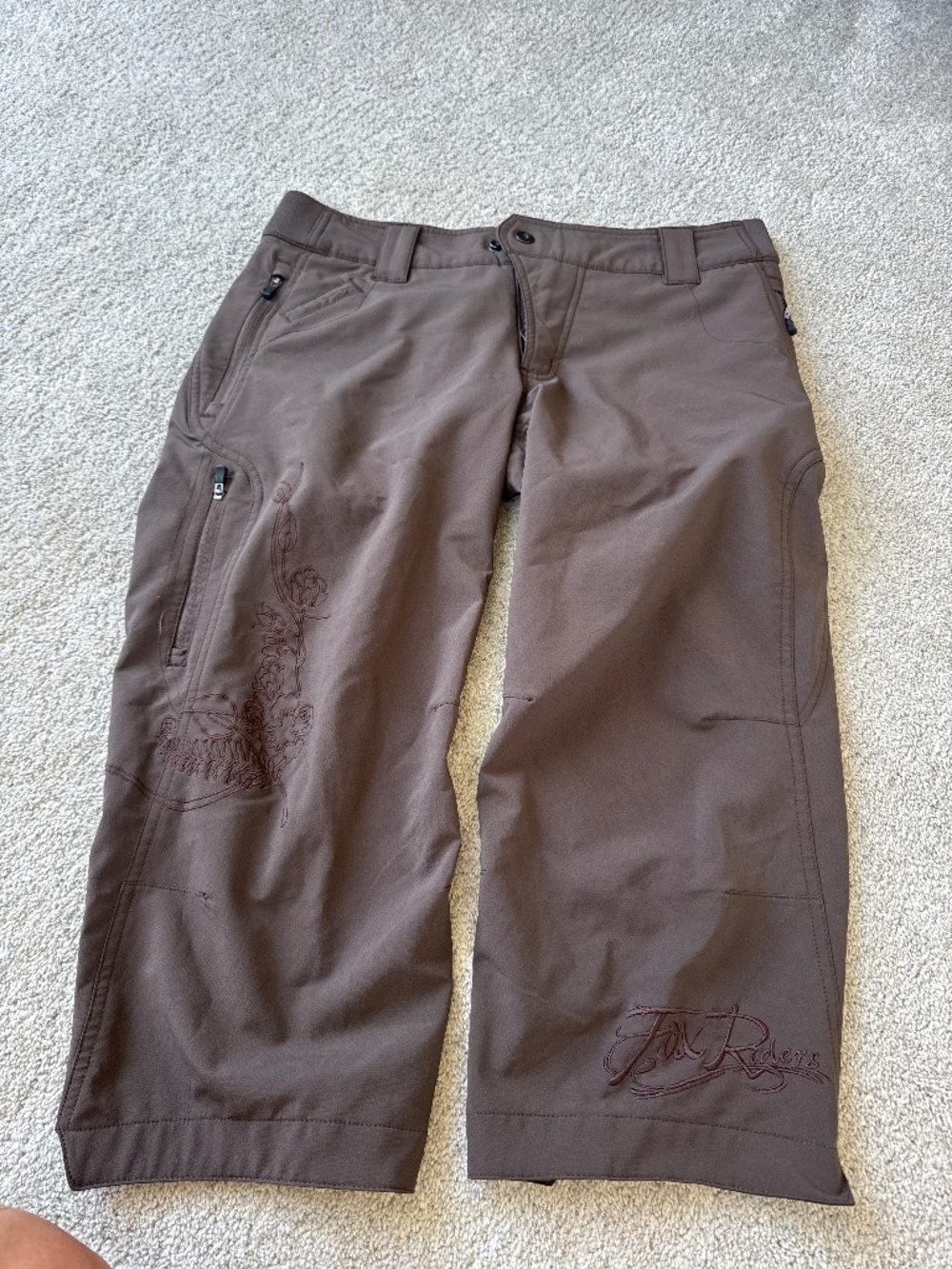Fox women’s 3/4 mountain bike cycling shorts small